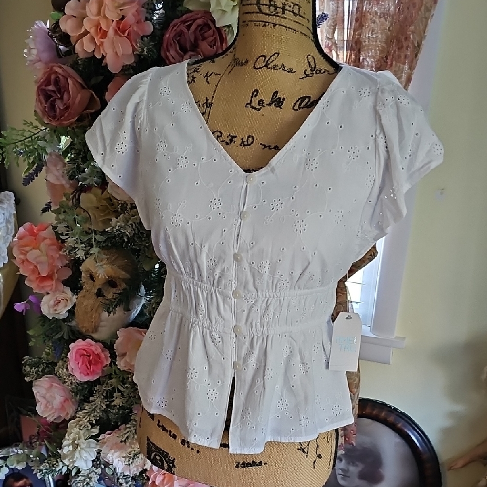 NWT Eyelet Peplum Top
